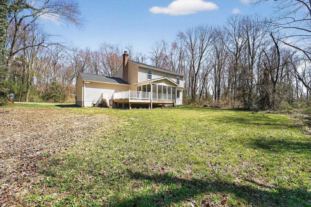 Image 48 of property listing at 1303 SHAWNEE CT, Millersville, MD 21108