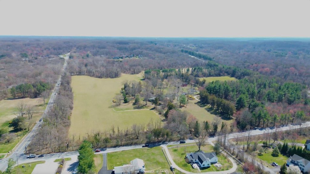 Image 52 of property listing at 1303 SHAWNEE CT, Millersville, MD 21108