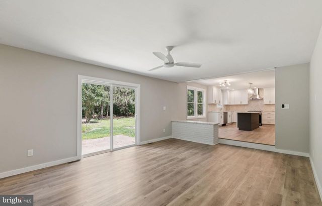 5500 MOSS MILL RD, Egg Harbor City, NJ 08215