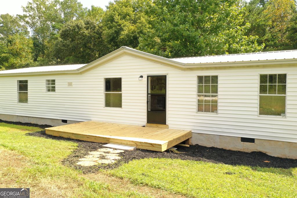 2050 Buckhorn Road, Clarkesville, GA 30523 — exterior