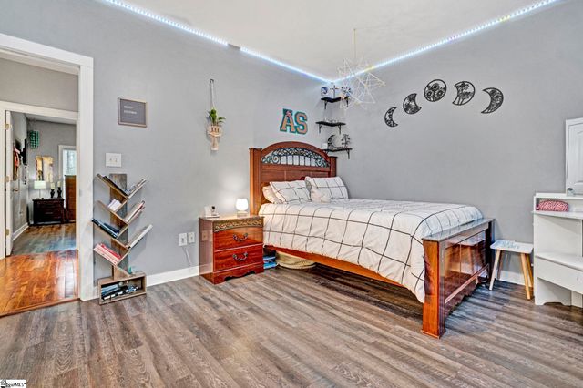 736 Three Wood Lane, Woodruff, SC 29388