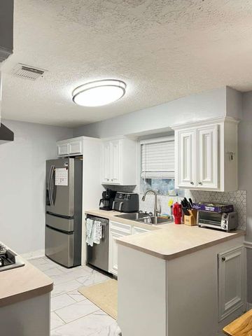 14303 Duncannon Drive, Houston, TX 77015