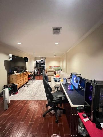 14303 Duncannon Drive, Houston, TX 77015