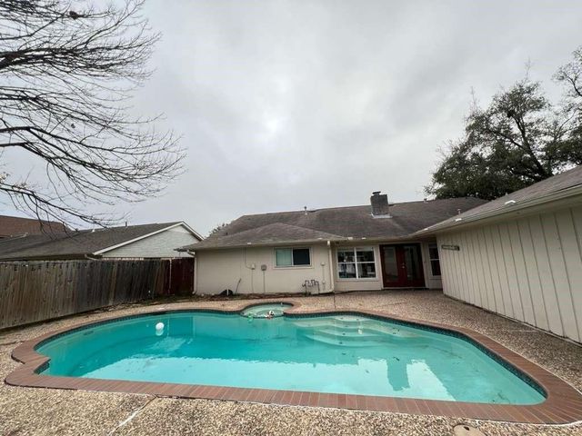 14303 Duncannon Drive, Houston, TX 77015