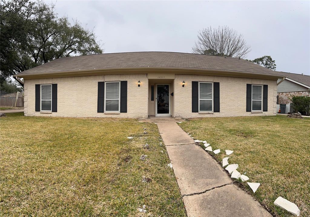14303 Duncannon Drive, Houston, TX 77015