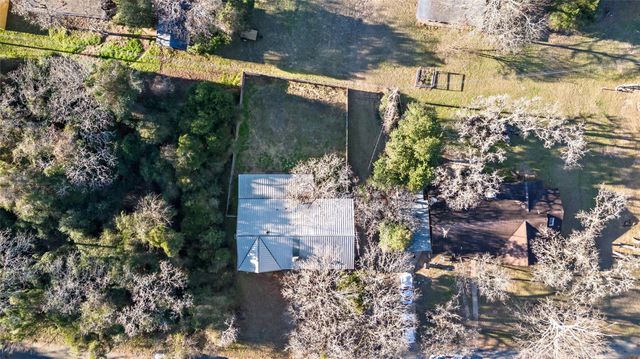 18 Eden Rock, Hilltop Lakes, TX 77871