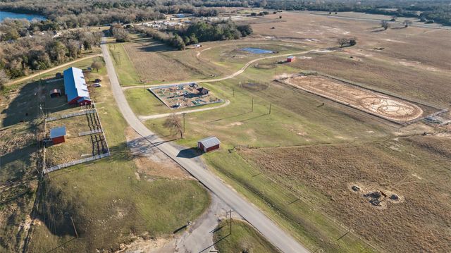 18 Eden Rock, Hilltop Lakes, TX 77871