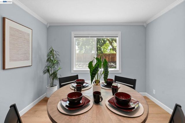 2633 Regent Rd, Livermore, CA 94550
