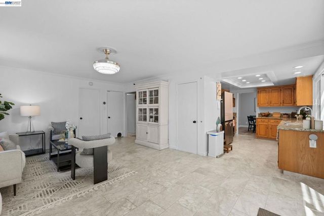 2633 Regent Rd, Livermore, CA 94550
