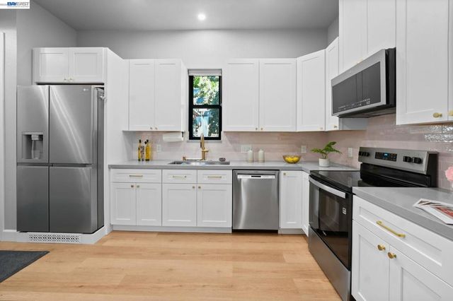 2633 Regent Rd, Livermore, CA 94550