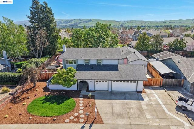 2633 Regent Rd, Livermore, CA 94550