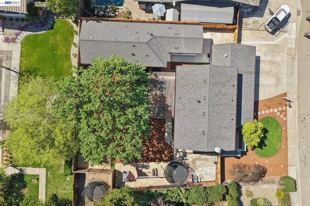 2633 Regent Rd, Livermore, CA 94550