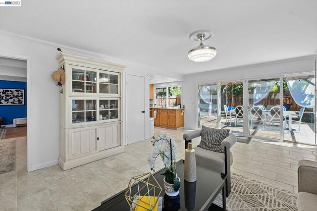 2633 Regent Rd, Livermore, CA 94550