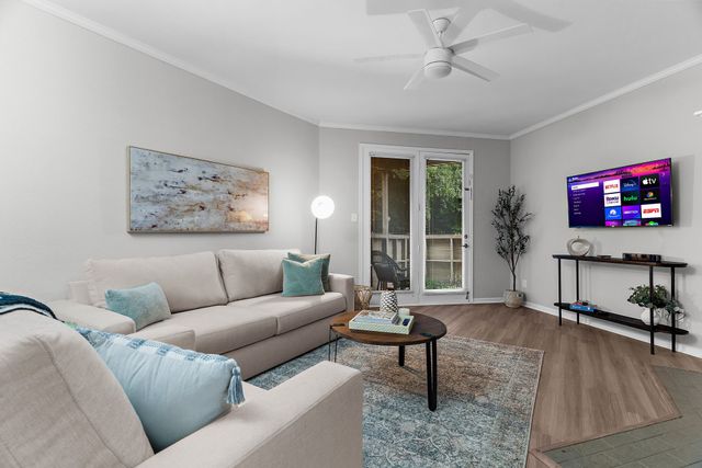 8545 Midpark Road 51, Dallas, TX 75240