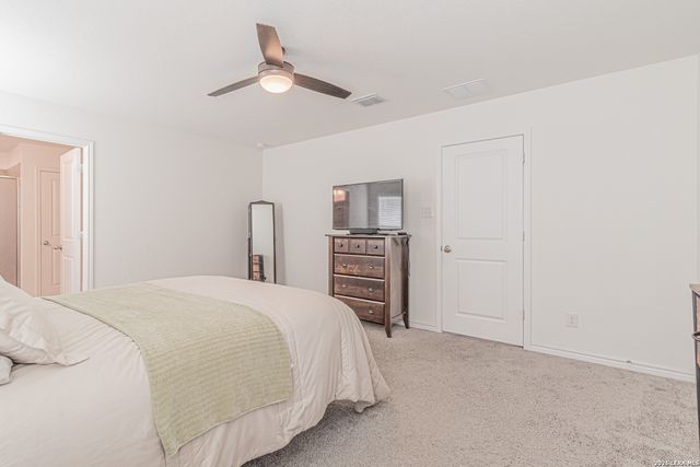 1518 OVERLOOK CV, San Antonio, TX 78245