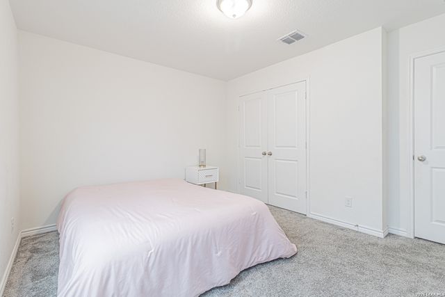 1518 OVERLOOK CV, San Antonio, TX 78245