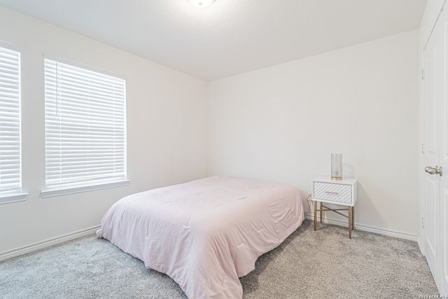 1518 OVERLOOK CV, San Antonio, TX 78245