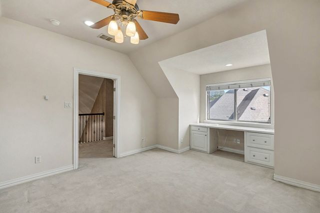 3808 Park Flower Court, Arlington, TX 76017