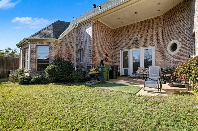 3808 Park Flower Court, Arlington, TX 76017