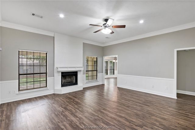1412 Richland Court S, College Station, TX 77845