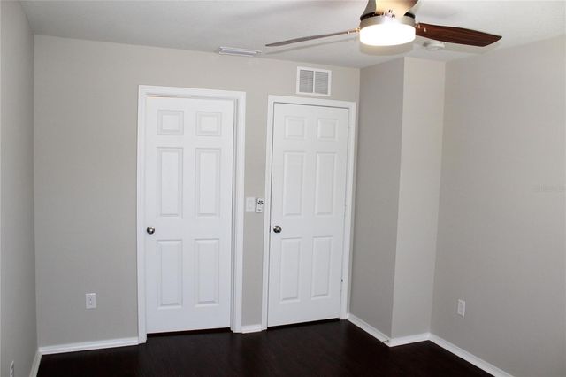 4906 WHITE SANDERLING COURT, Tampa, FL 33619