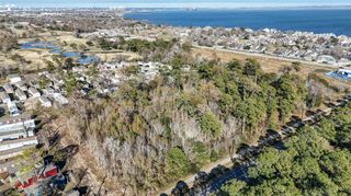 00 Mccabe Road, La Porte, TX 77571
