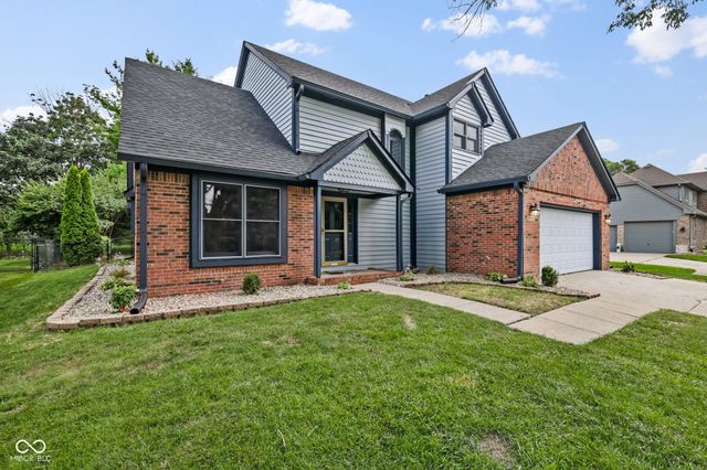 8518 Spend A Buck Drive, Indianapolis, IN 46217