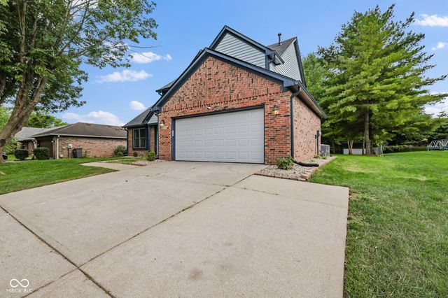 8518 Spend A Buck Drive, Indianapolis, IN 46217