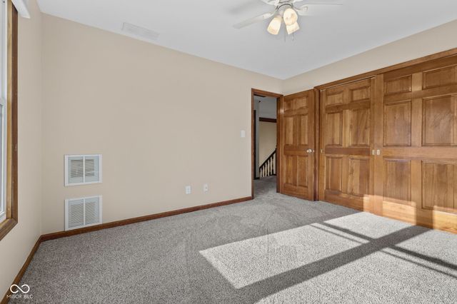 8518 Spend A Buck Drive, Indianapolis, IN 46217