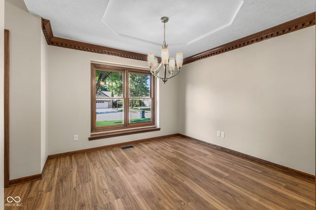 8518 Spend A Buck Drive, Indianapolis, IN 46217