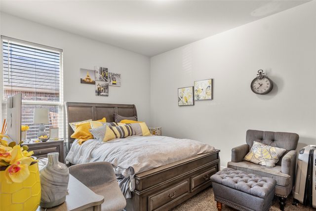 2615 Sunburst Drive, Glenn Heights, TX 75154