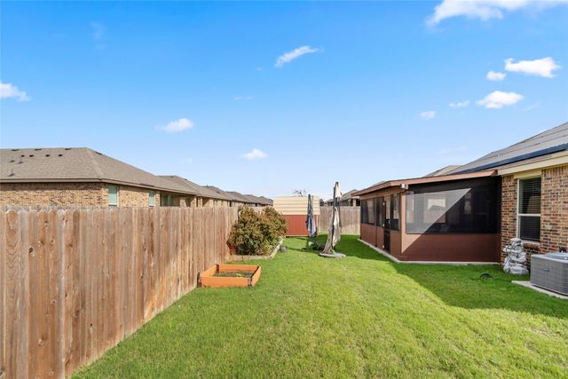 2615 Sunburst Drive, Glenn Heights, TX 75154