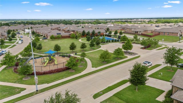 2615 Sunburst Drive, Glenn Heights, TX 75154