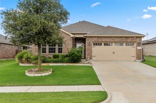 2615 Sunburst Drive, Glenn Heights, TX 75154
