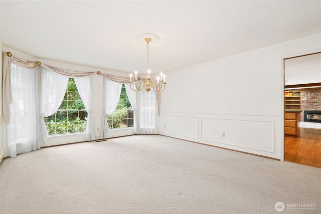 2833 140th Avenue NE, Bellevue, WA 98005