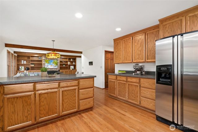 2833 140th Avenue NE, Bellevue, WA 98005