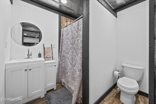 5209 Bittersweet Rd, Knoxville, TN 37918