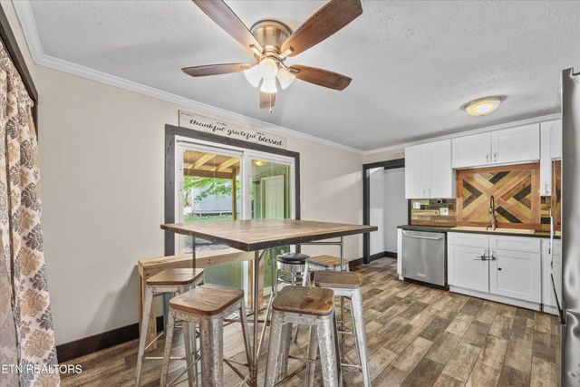 5209 Bittersweet Rd, Knoxville, TN 37918