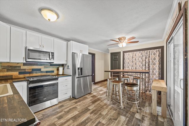 5209 Bittersweet Rd, Knoxville, TN 37918