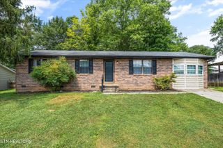 5209 Bittersweet Rd, Knoxville, TN 37918