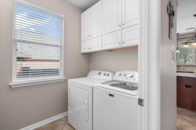 2809 Moving Water LN, Pflugerville, TX 78660
