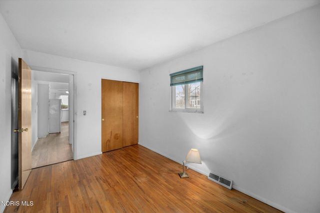 6946 Kinsman Drive, Sylvania, OH 43560