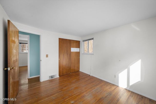 6946 Kinsman Drive, Sylvania, OH 43560