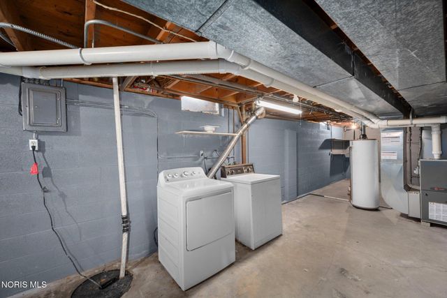 6946 Kinsman Drive, Sylvania, OH 43560