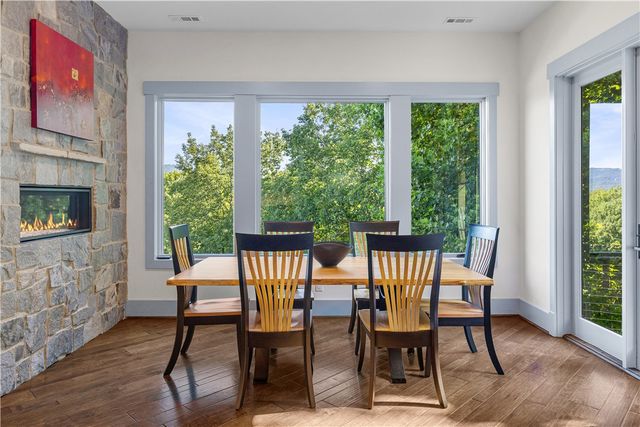 11 Clermont Court, Travelers Rest, SC 29690
