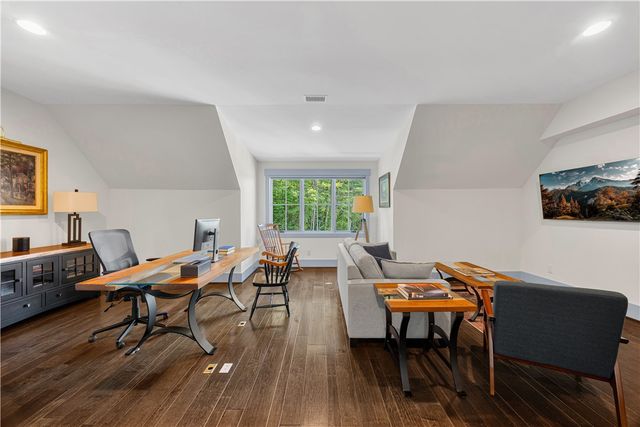 11 Clermont Court, Travelers Rest, SC 29690
