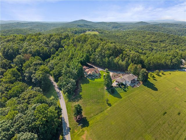 11 Clermont Court, Travelers Rest, SC 29690