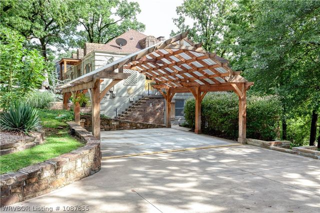 1232 Elizabeth Lane, Fort Smith, AR 72903