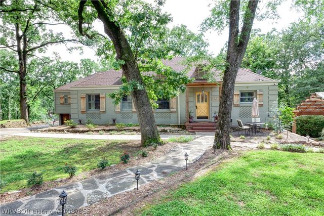 1232 Elizabeth Lane, Fort Smith, AR 72903