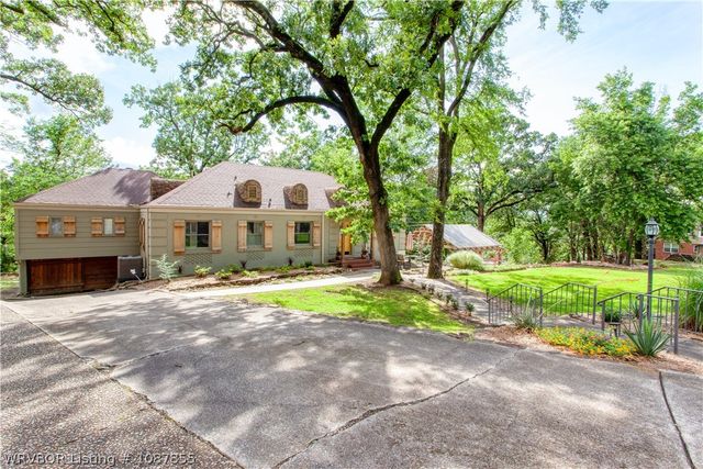 1232 Elizabeth Lane, Fort Smith, AR 72903